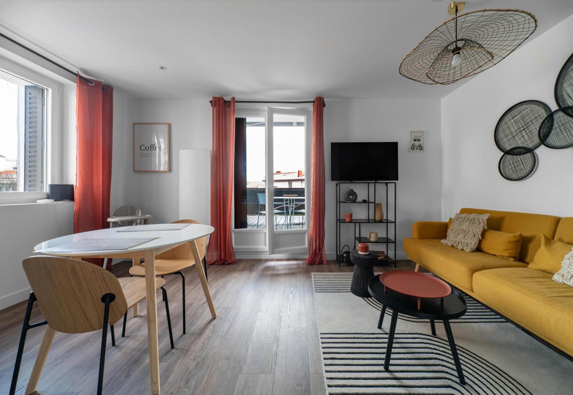 Residence Leon Blum - Appartements Design - Parking Клермон-Ферран Экстерьер фото