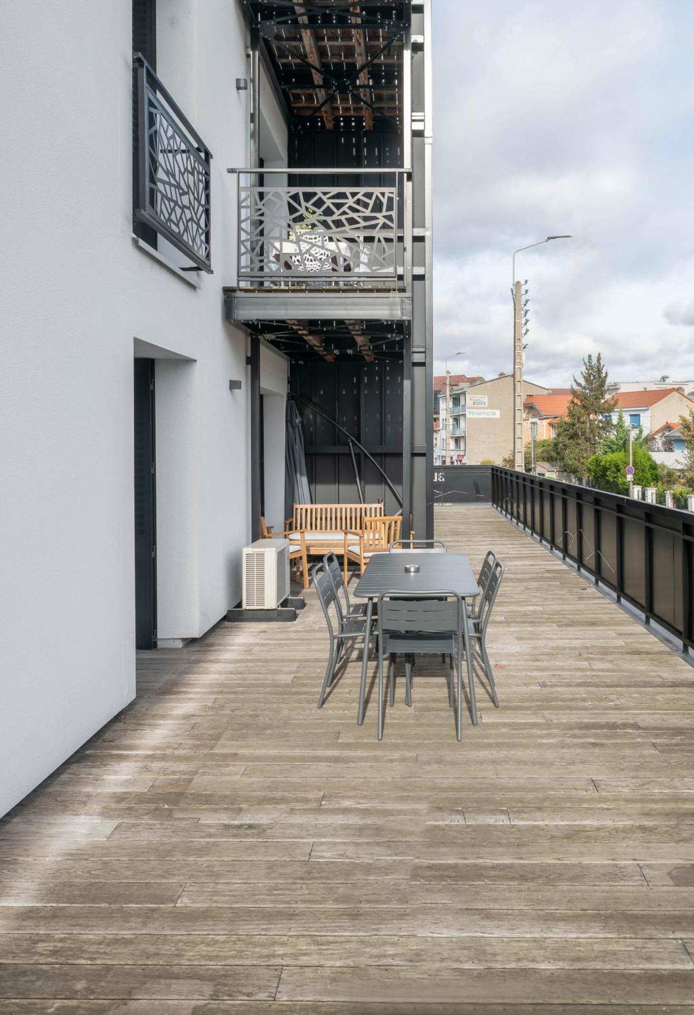 Residence Leon Blum - Appartements Design - Parking Клермон-Ферран Экстерьер фото
